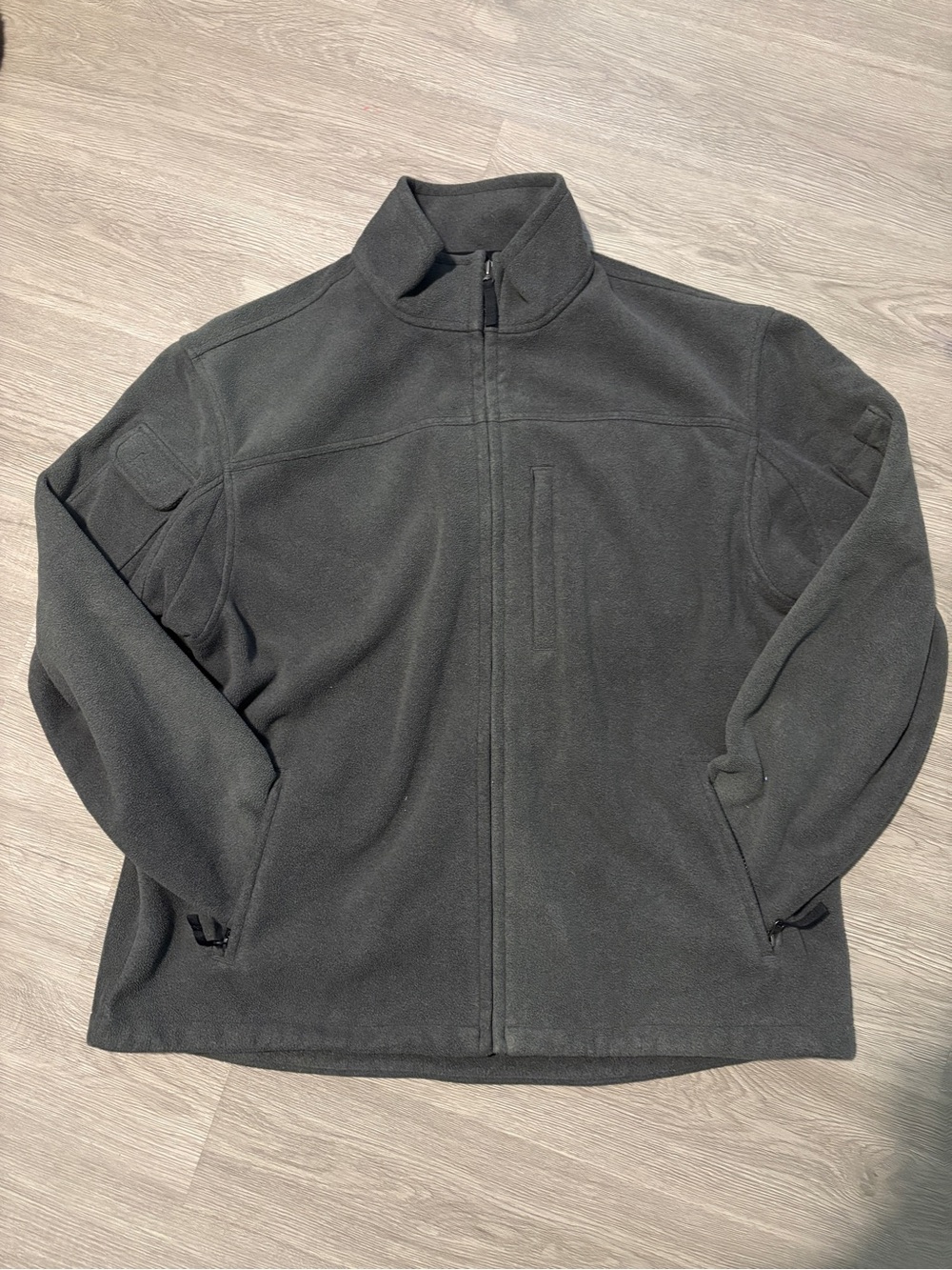 Duluth Men's Dark Gray Full-Zip Fleece Jacket